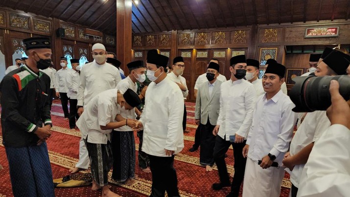 Prabowo Silaturahmi Idulfitri ke 3 Tokoh, Ada Khofifah di antara 2 Nama Presiden