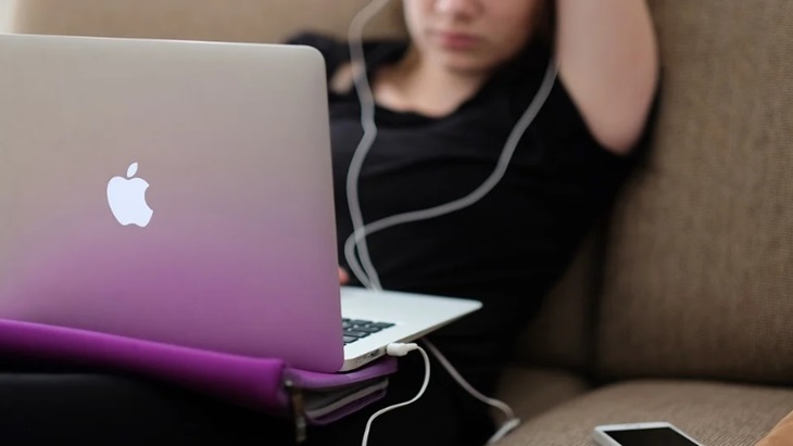 Fitur Baru Macbook Ini Bikin Baterai Lebih Awet