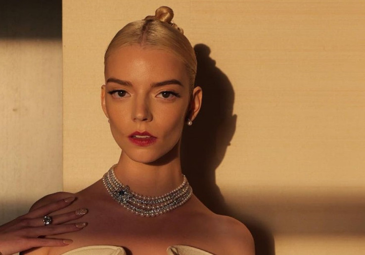 Anya Taylor-Joy Kembali ke Netflix, Bintangi Serial 'How to Kill Your Family'