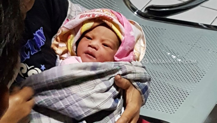 Masih Ada Tali Pusar, Seorang Bayi Ditemukan di Warung Makan
