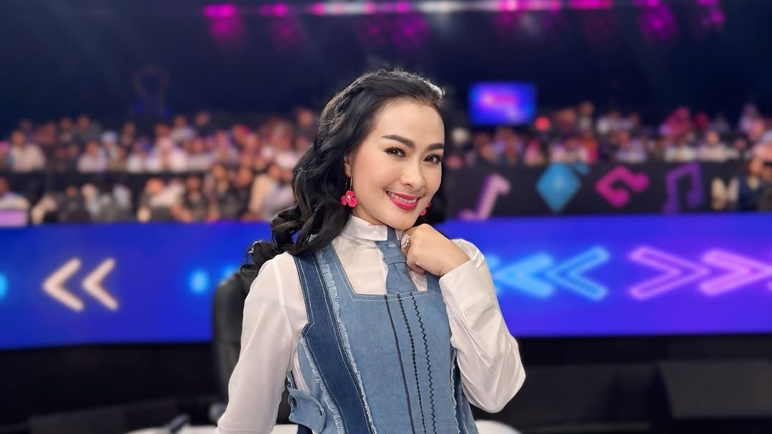 Lirik 'Mengapa' Kisahkan Perjalanan Cinta yang Sulit Ciptaan Iis Dahlia