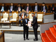 Rapat Paripurna DPR Sahkan RUU DKJ Menjadi Undang-undang