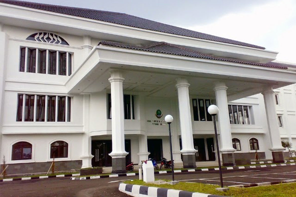 120 Anggota DPRD Jawa Barat 2019-2024 Resmi Dilantik