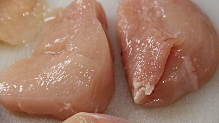 Bahan daging ayam. (Foto: Pixabay/manfredrichter)