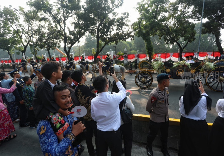 Di Tengah Meriahnya Perayaan HUT ke-81 RI di Monas, Warga Titip Pesan Doa untuk Korban Gempa NTT