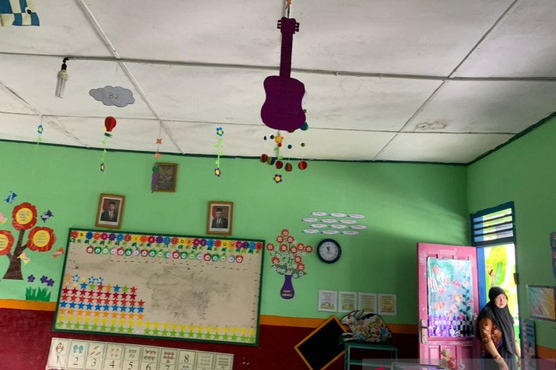 Kondisi bangunan sekolah TK Aisyiyah Bustanul Athfal III Baturaja terlihat masih sangat layak digunakan. (ANTARA/Edo Purmana/20)