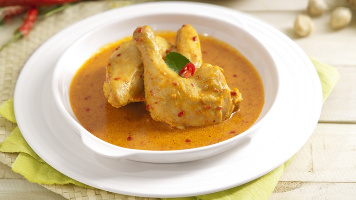 Resep Gulai Ayam untuk Sajian Siang Anda