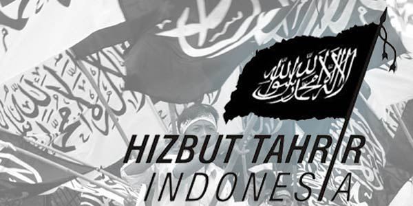 Bendera HTI dibawa guru dan pelajar SMK Negeri 2 Sragen