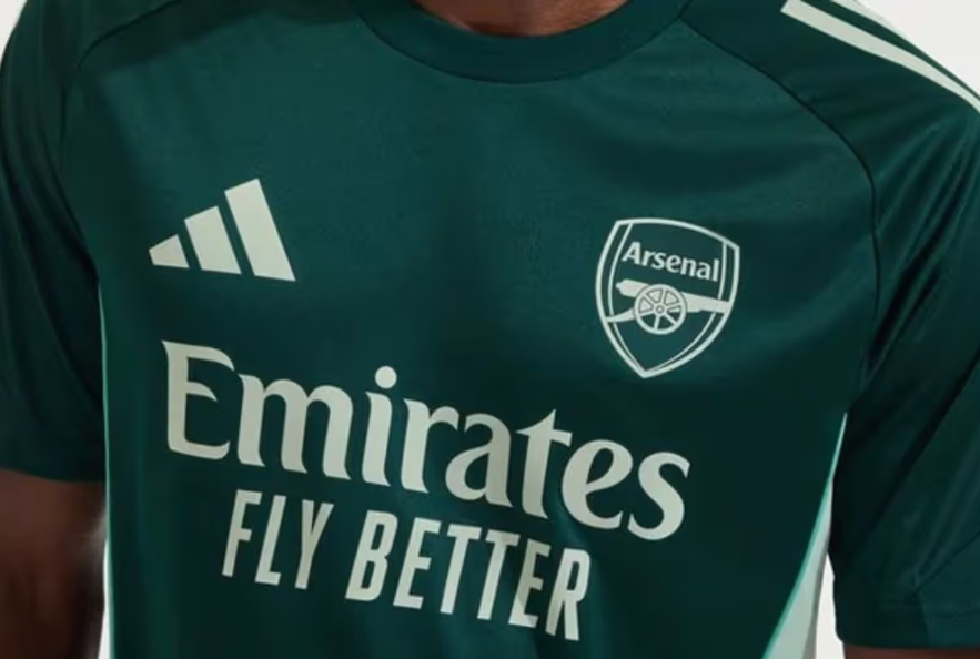 Arsenal di Ambang Pesta Juara, Penawaran Gila Jersey Terbaru Bikin Gooners Geleng Kepala