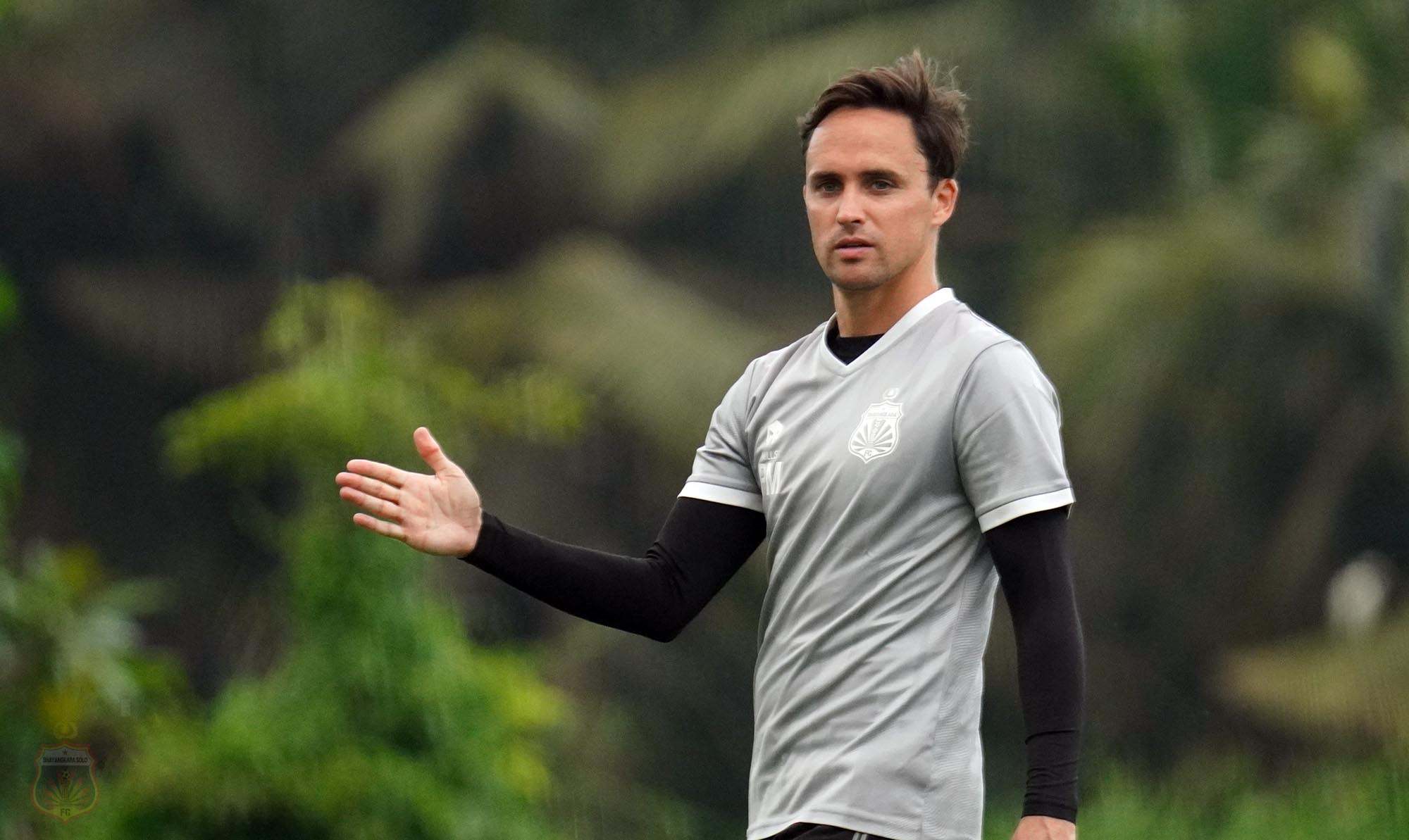 Bhayangkara FC Incar Pelatih Lokal untuk Gantikan Paul Munster