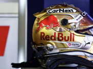 Max Verstappen Gunakan Emas Asli di Helm Juara Dunianya