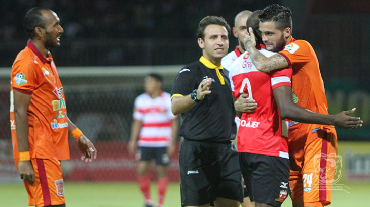 MU Beberkan Kelengahan Wasit Asing