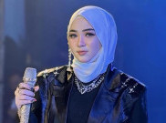 Lirik Lagu 'Hujan Pambasuah Luko' Penuh Makna dari Fauzana