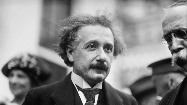Surat Einstein yang Menyatakan Kegilaan Hitler Terjual Rp1,9 M