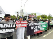   Ormas Islam Solo Demo Tuntut Sukmawati Diadili Atas Dugaan Penistaan Agama
