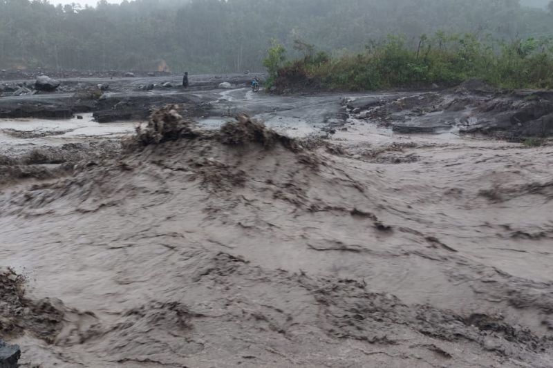 Jembatan Kali Glidik II Lumajang Ambruk, Kementerian PUPR Bangun Jembatan Bailey 