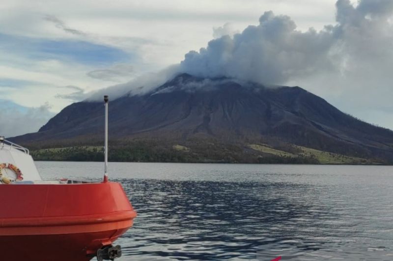 3.614 Rumah dan Fasilitas Publik Rusak Akibat Erupsi Gunung Ruang