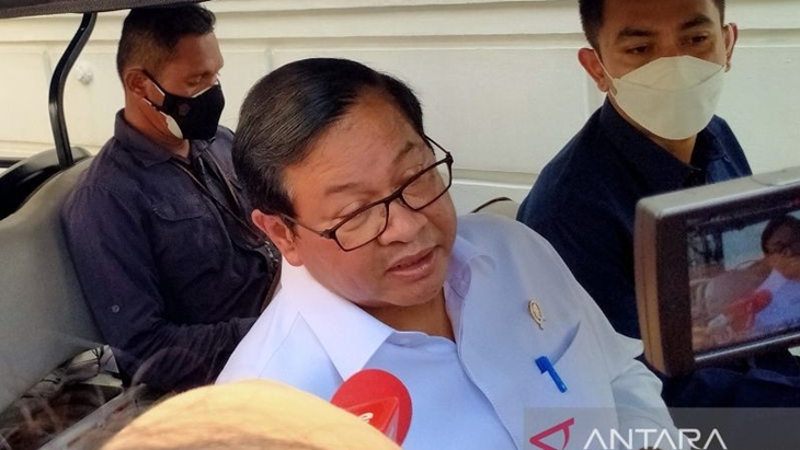 Sebelum Tentukan Menpan-RB, Jokowi Berkonsultasi dengan Megawati