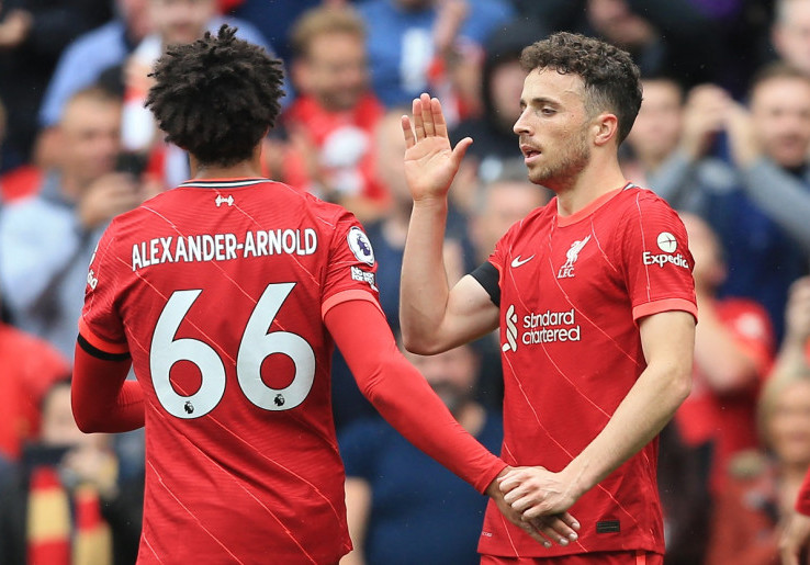 Jota dan Mane Bawa Liverpool Ungguli Burnley