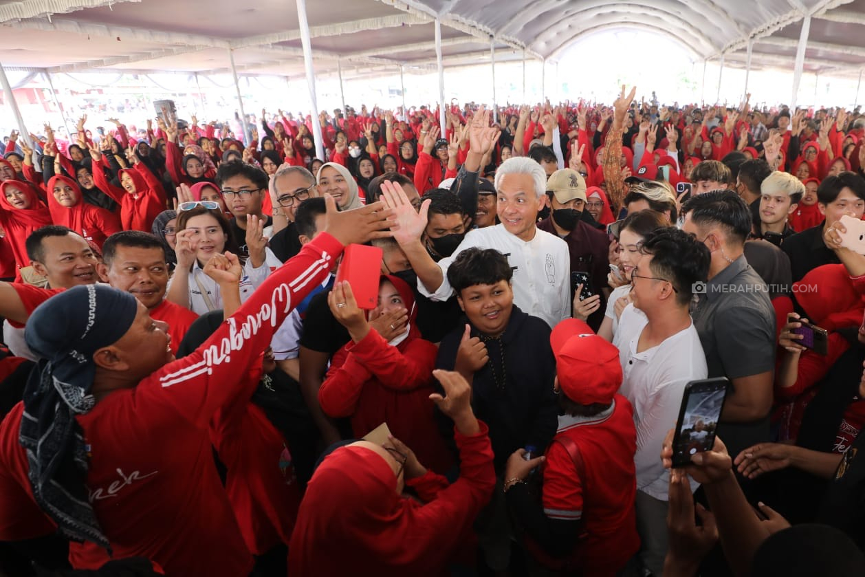 Launching SMK Gratis untuk Keluarga Miskin, Ganjar: Sistematis untuk Hapus Kemiskinan