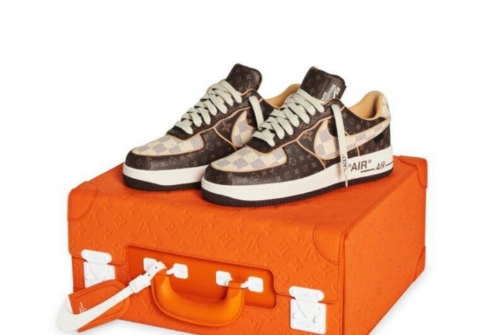 200 Pasang Sneakers Virgil Abloh Terjual Rp 358 Miliar