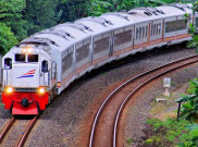 Sejumlah Kereta Api Jarak Jauh Berangkat dari Stasiun Jatinegara Buntut Demo di Kwitang, Ini Daftarnya
