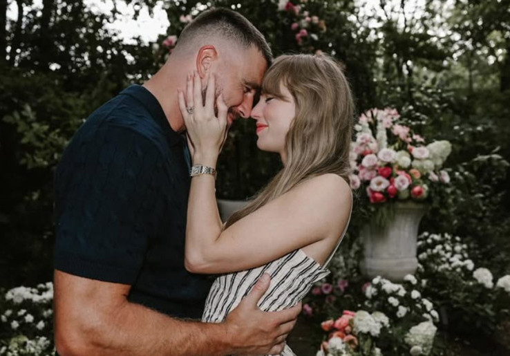   Taylor Swift dan Travis Kelce Resmi Bertunangan, Umumkan lewat Foto-Foto di Media Sosial