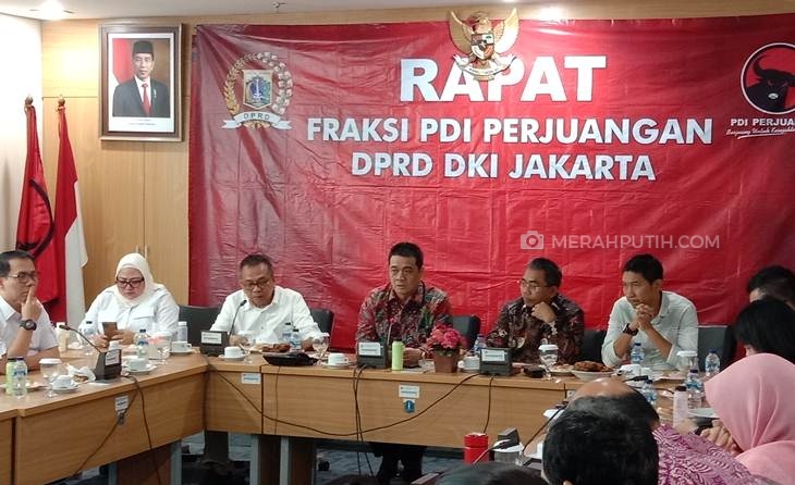 Cawagub DKI Jakarta Riza Patria dan Gerindra saat berkunjung ke Fraksi PDIP DPRD. (Foto: MP/Asropih)