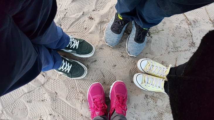 Pilih Sneaker Jangan yang Lain!