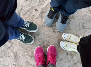 Pilih Sneaker Jangan yang Lain!