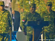 Didampingi SBY dan Jokowi, Prabowo Pimpin Parade Senja Seluruh Kepala Daerah di Bawah Guyuran Hujan