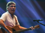 Iwan Fals Puji Gubernur Lampung di Munas OI VI