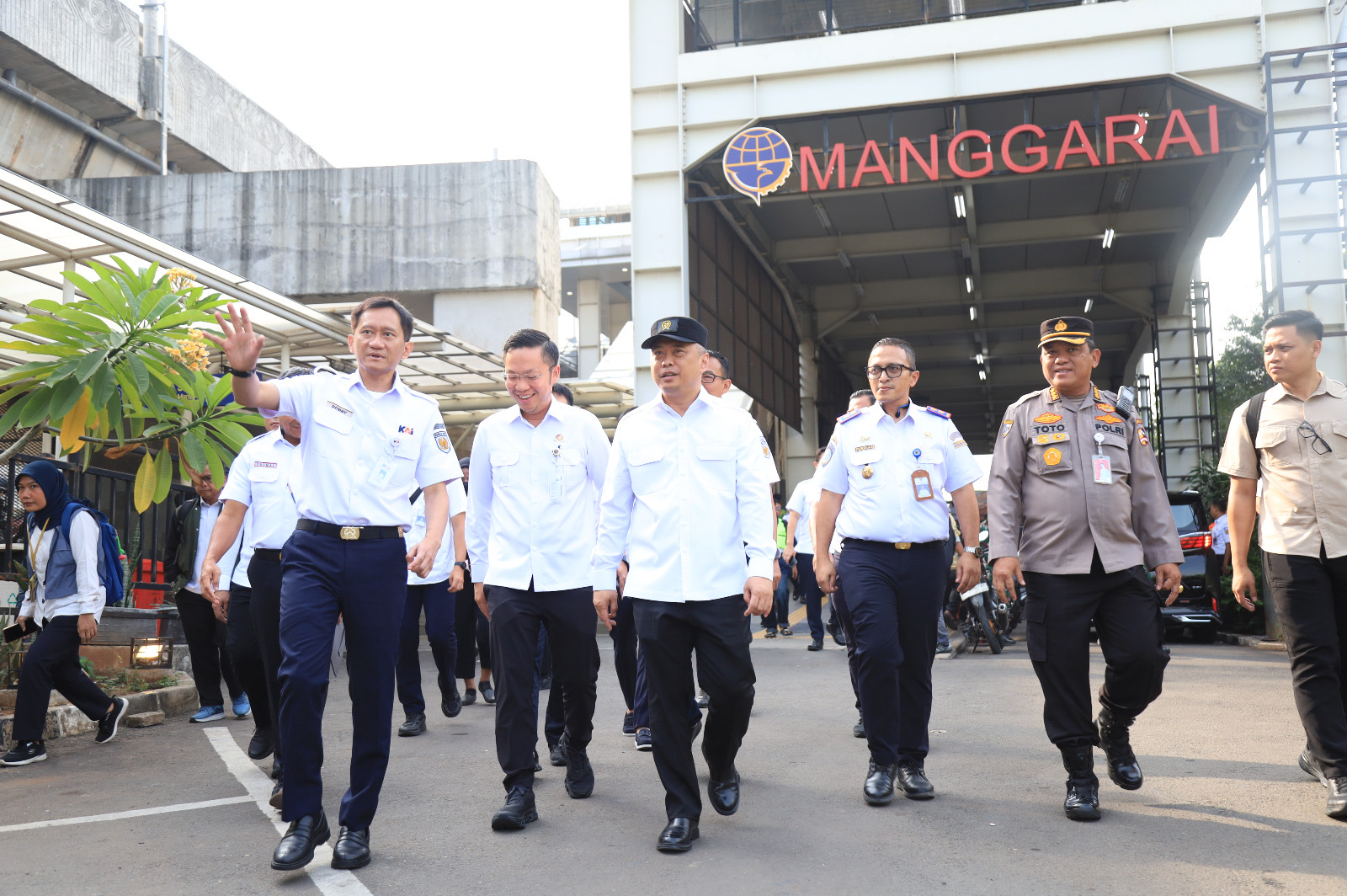 Stasiun Tanah Abang dan Manggarai Jadi Simpul Mobilitas Ekonomi Jabodetabek, Dipenuhi 150 Ribu Penumpang per Hari