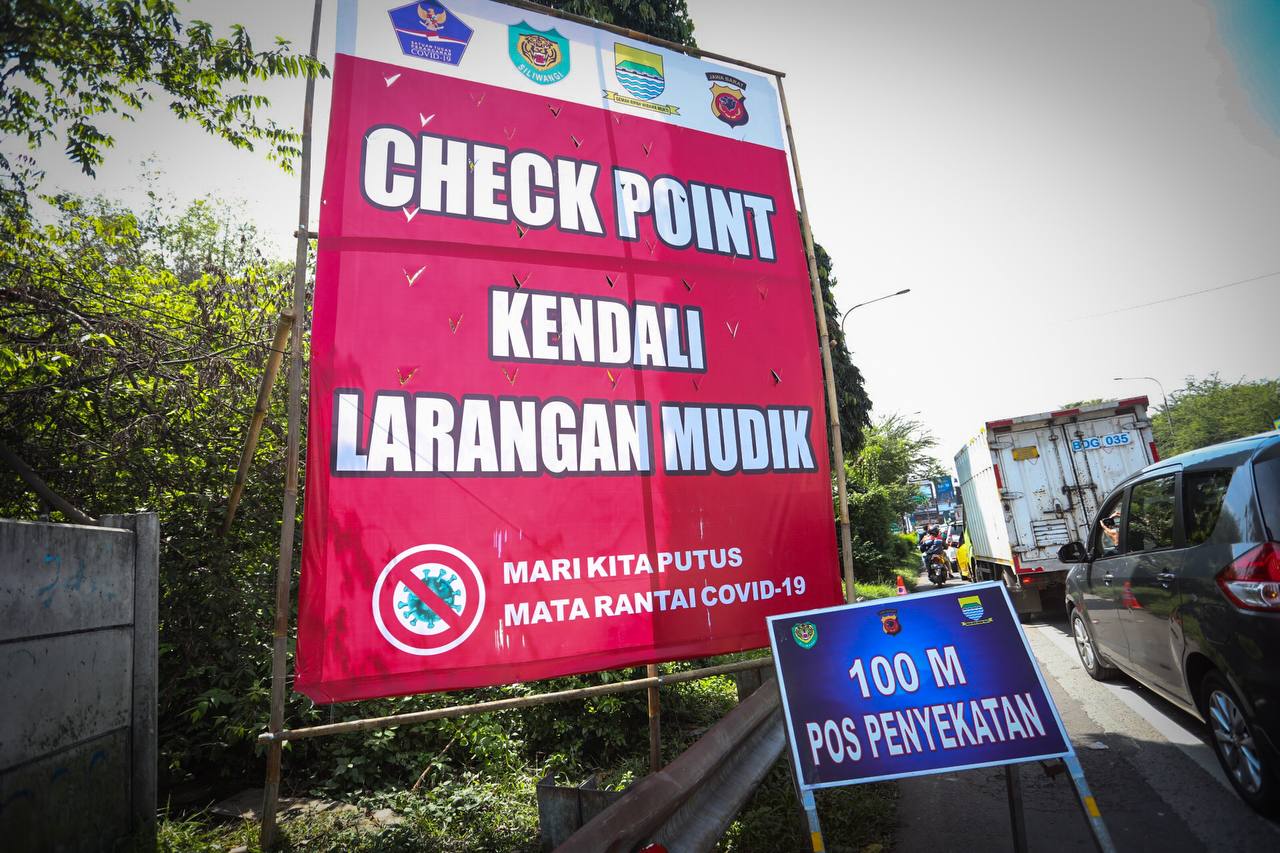 Cek Poin Kendaraan di Bandung. (Foto: Humas Kota Bandung)