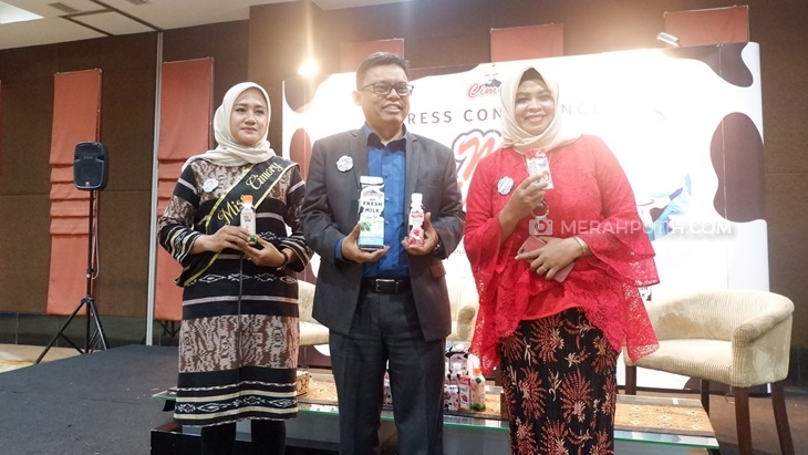Gigih dan Pantang Menyerah, dari Sales Susu Keliling Darini Raih Kesuksesan