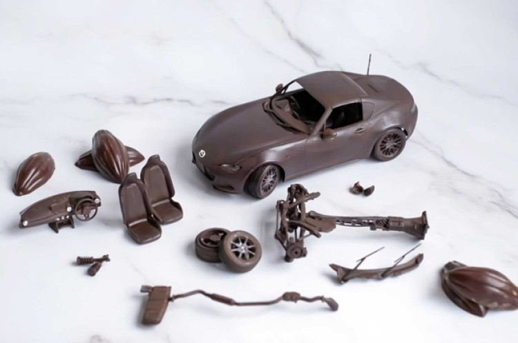 Spesial Bulan Penuh Cinta, Mazda Ciptakan MX-5 dari Cokelat