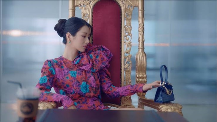 Terungkap, Unsur Psikologis di Balik Busana Fashionable 'It’s Okay To Not Be Okay'