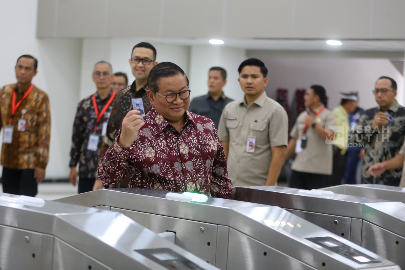 Gubernur DKI Pramono Tinjau Stasiun LRT Manggarai Jelang Peresmian, Pastikan Tarif Rp5.000