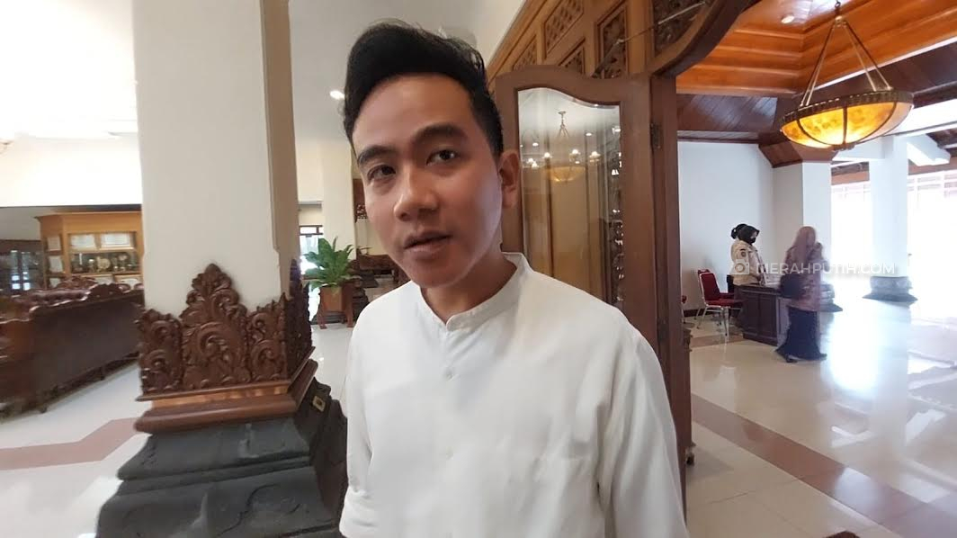 Projo Sebut Jokowi-Mega Mustahil Bertemu, Gibran: Tak Ada yang Tidak Mungkin