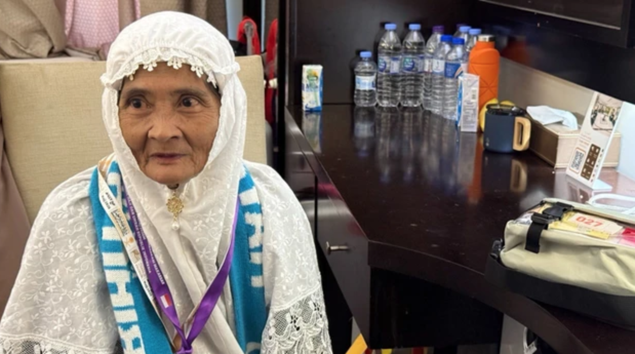Dari Konsisten Menabung, Nenek Jumariah Jadi Ikon Haji Makkah Route