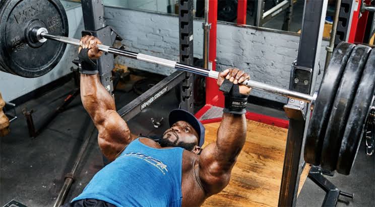 Ingin Tubuh Atletis? Perbanyak Latihan Otot Tricep