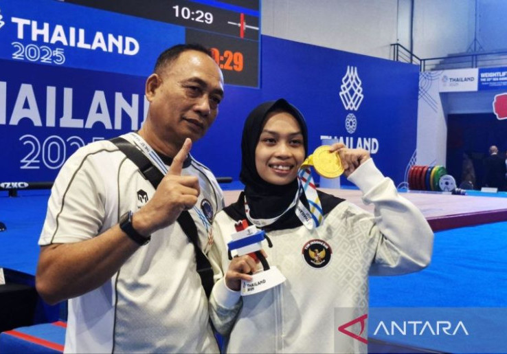 Diet Ketat Jadi Kunci Lifter Luluk Diana Sumbang Emas Pertama Angkat Besi