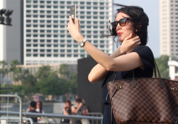 Agar Senyum Lebih Indah, Perhatikan Simetri Wajah Sebelum Selfie