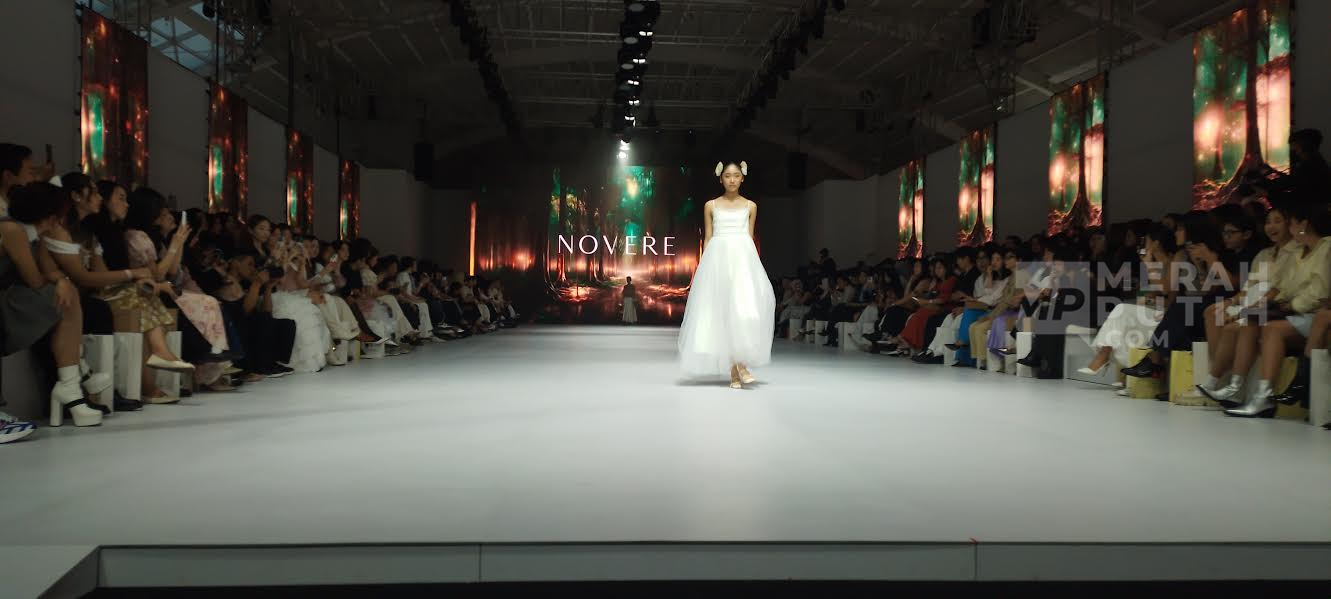 Novere Tampilkan Koleksi 'Enchantress' di JFW 2025