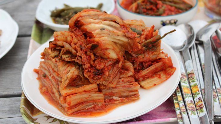 Kimchi makanan Korea. (Pixabay/ jinhokim)