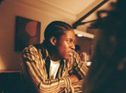 Lagu 'Who Knows' dari Daniel Caesar Viral di TikTok, Potret Cinta yang Dibalut Keraguan