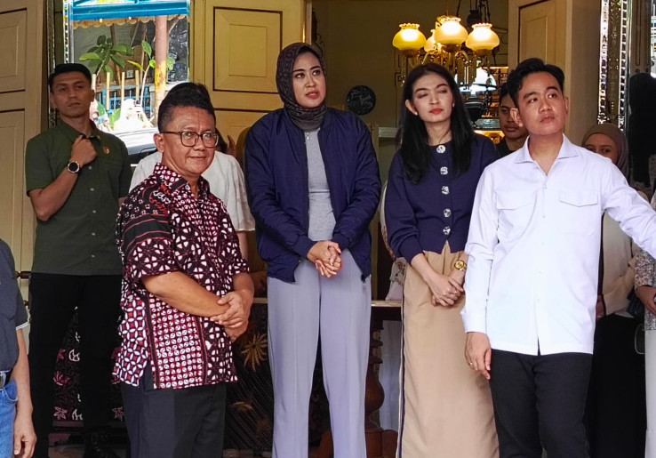 Kunjungi Kampung Batik Kauman, Gibran Minta Tingkatkan Produktivitas Produk