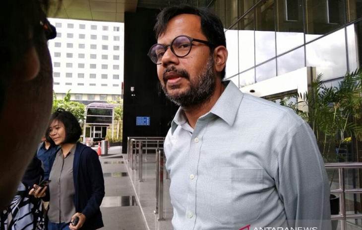 Haris Azhar: KPK Takut Tangkap Nurhadi karena Dapat Perlindungan Golden Premium