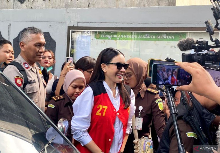 Putusan Sela Tolak Eksepsi Nikita Mirzani, Kasus Peras Bos Skincare Rp 4 M Lanjut