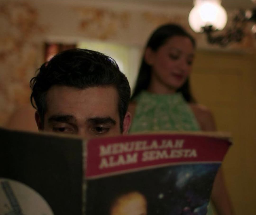 Joko Anwar Umumkan 'Pengabdi Setan 3', Bikin Spekulasi Kembalinya Darmina dan Batara